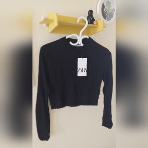 BNWT Zara black mock neck crop top